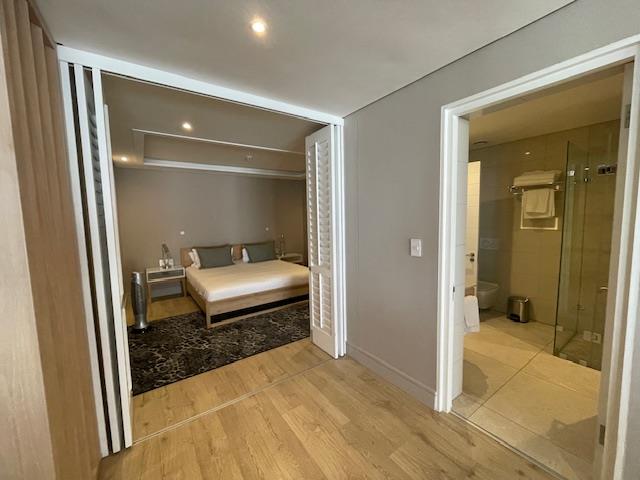 To Let 2 Bedroom Property for Rent in Sea Point Western Cape